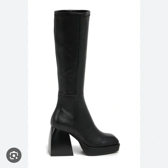 Jeffrey Campbell Black Heeled Boots with Chunky Heel - Picture 14 of 14